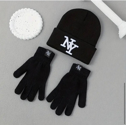 1 Ensemble Bonnet et Gants d'Hiver.